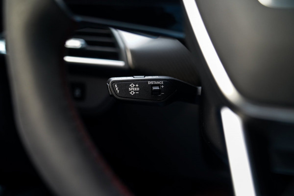 Audi e-tron GT RS 93 kWh | Carbon | B&O 3D | Massage | SOH 91% | HUD | BTW | ACC | 360cam | Stoelkoeling | DriveSelect | Sunroof |
