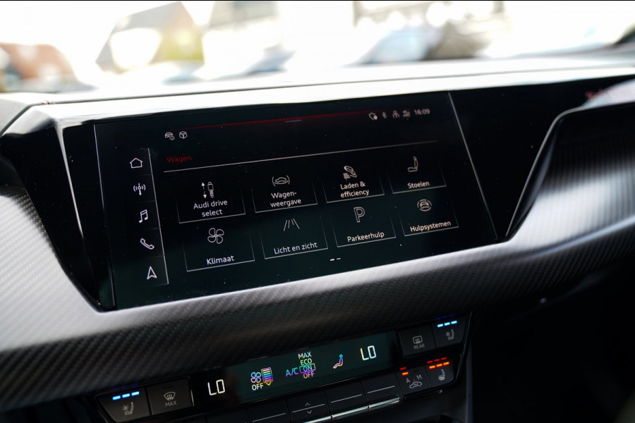Audi e-tron GT RS 93 kWh | Carbon | B&O 3D | Massage | SOH 91% | HUD | BTW | ACC | 360cam | Stoelkoeling | DriveSelect | Sunroof |