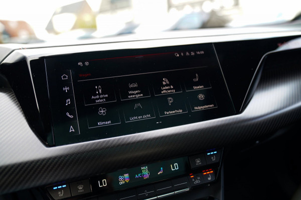 Audi e-tron GT RS 93 kWh | Carbon | B&O 3D | Massage | SOH 91% | HUD | BTW | ACC | 360cam | Stoelkoeling | DriveSelect | Sunroof |