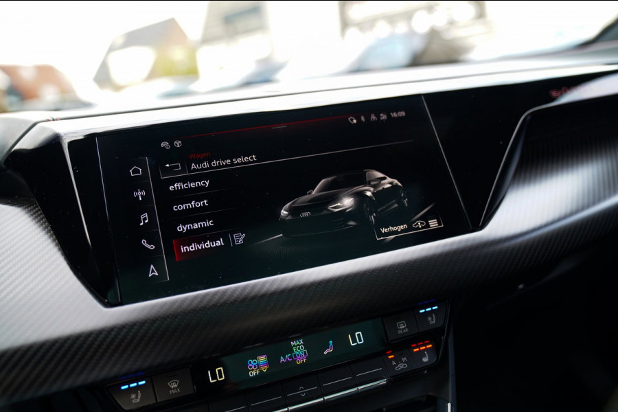 Audi e-tron GT RS 93 kWh | Carbon | B&O 3D | Massage | SOH 91% | HUD | BTW | ACC | 360cam | Stoelkoeling | DriveSelect | Sunroof |