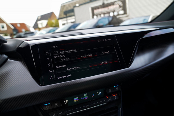 Audi e-tron GT RS 93 kWh | Carbon | B&O 3D | Massage | SOH 91% | HUD | BTW | ACC | 360cam | Stoelkoeling | DriveSelect | Sunroof |