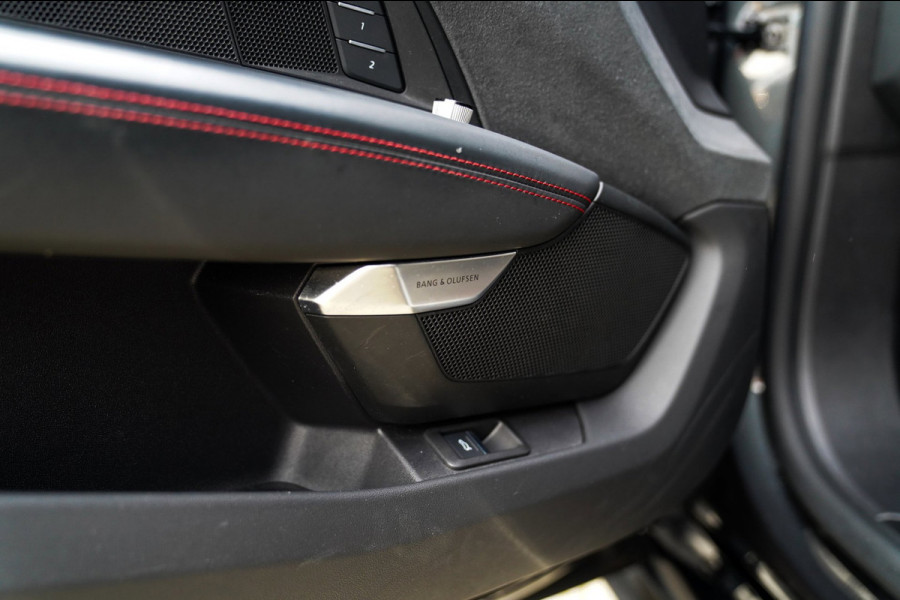 Audi e-tron GT RS 93 kWh | Carbon | B&O 3D | Massage | SOH 91% | HUD | BTW | ACC | 360cam | Stoelkoeling | DriveSelect | Sunroof |