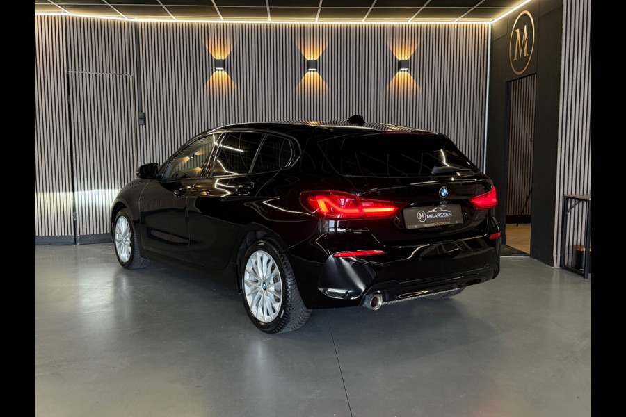 BMW 1-serie 118i Executive Edition |Digtale Dash|Automaat|Apple Carplay|Keyless|Camera