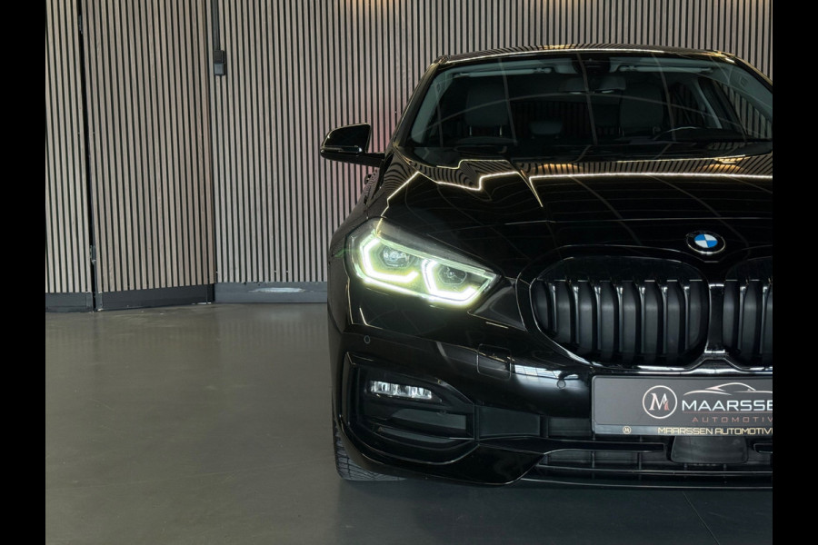BMW 1-serie 118i Executive Edition |Digtale Dash|Automaat|Apple Carplay|Keyless|Camera