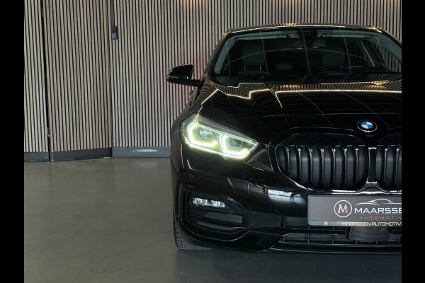 BMW 1-serie 118i Executive Edition |Digtale Dash|Automaat|Apple Carplay|Keyless|Camera