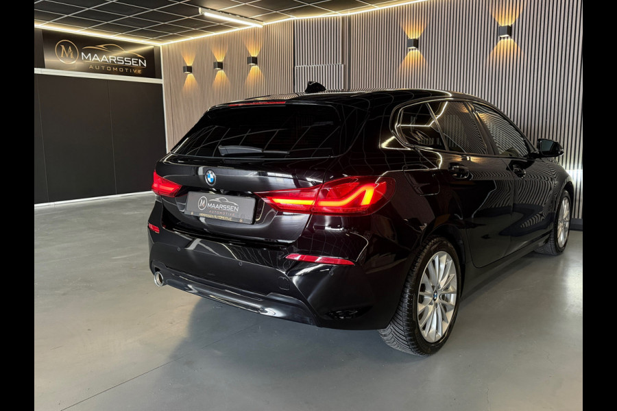 BMW 1-serie 118i Executive Edition |Digtale Dash|Automaat|Apple Carplay|Keyless|Camera