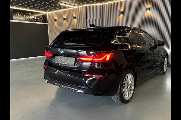 BMW 1-serie 118i Executive Edition |Digtale Dash|Automaat|Apple Carplay|Keyless|Camera