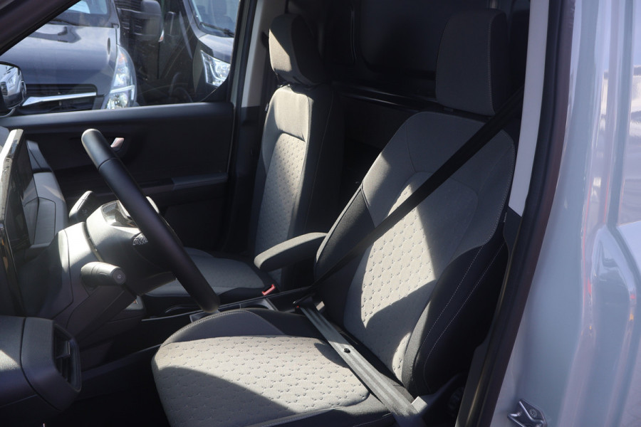 Ford E-Transit Courier Limited 44 kWh Navigatie Airco