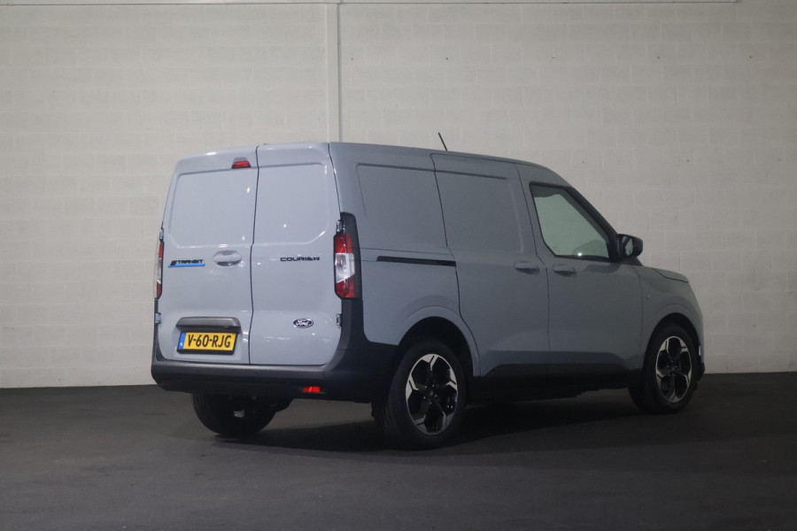 Ford E-Transit Courier Limited 44 kWh Navigatie Airco