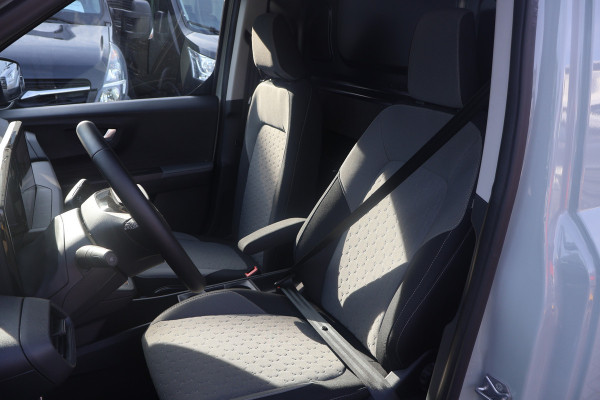 Ford E-Transit Courier Limited 44 kWh Navigatie Airco
