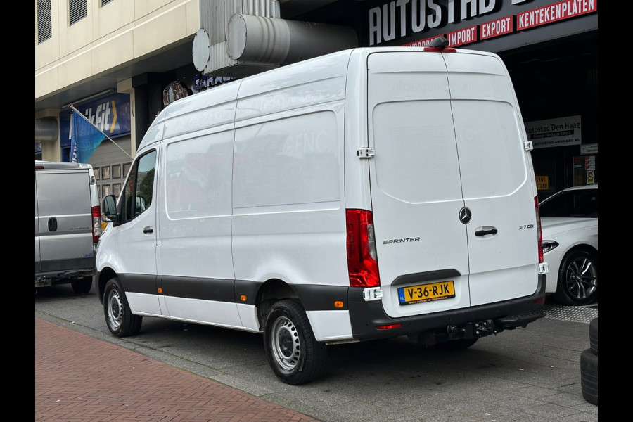 Mercedes-Benz Sprinter 317 1.9 CDI L2H2 Automaat Navi Camera Carplay