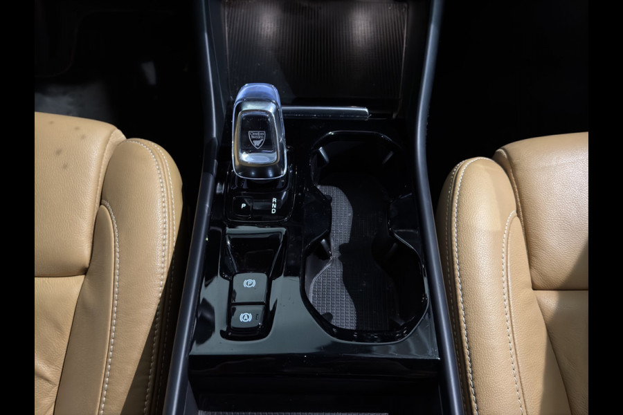 Volvo XC40 T4 Plug-In Hybrid Inscription Luxe-interieur Parkeercamera 211pk