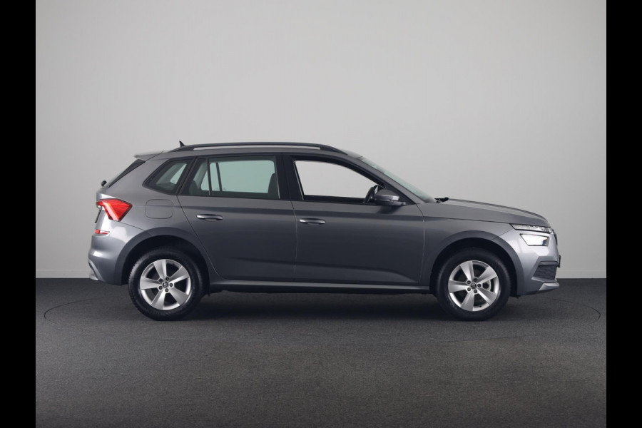 Škoda Kamiq 1.0 TSI Ambition 110 pk | Navigatie via App | Trekhaak (wegklapbaar) | Parkeersensoren achter | Cruise control | LED koplampen |