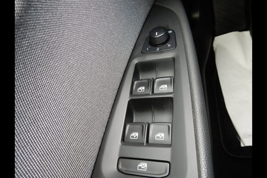 Seat Leon ST 1.0 EcoTSI STYLE*PANODAK*NAVI*CR CONTR*TREKH*