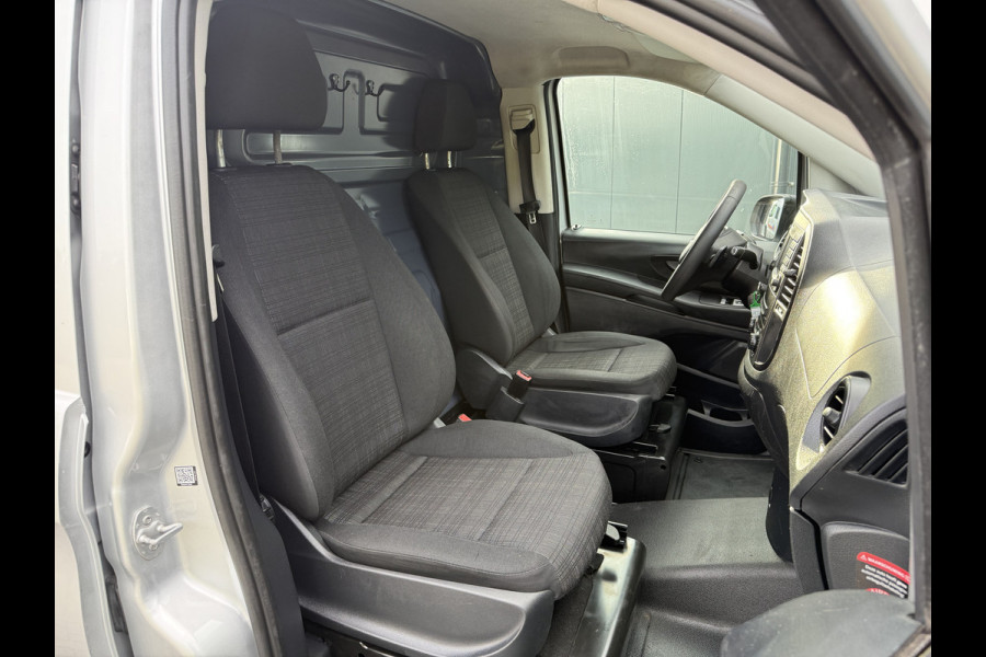 Mercedes-Benz Vito 114 CDI 136 PK AUTOMAAT / L2H1 / 1e EIG. / CAMERA / CRUISE / TREKHAAK / AIRCO / NAVI
