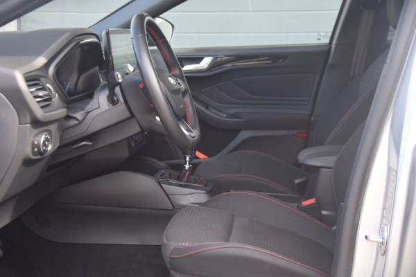 Ford FOCUS Wagon 1.0 EcoBoost Hybrid ST Line APPLE CARPLAY/FULL-LED KOPLAMPEN/17" LICHTMETALEN VELGEN