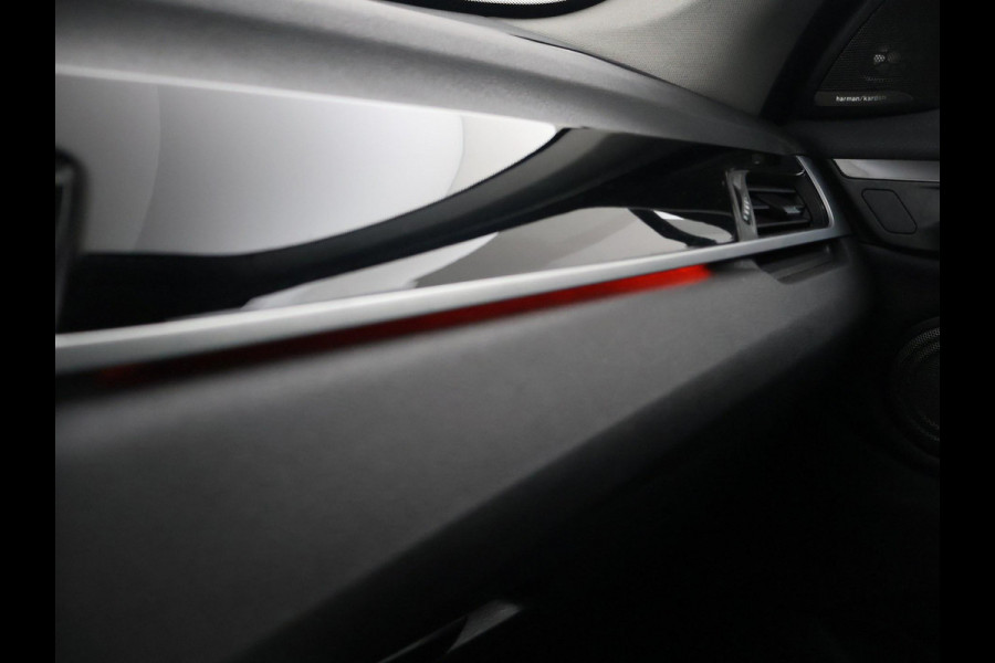 BMW X1 SDRIVE 18D AUT. + PANORAMA | HARMAN/KARDON | LEDER | STOELVERWARMING