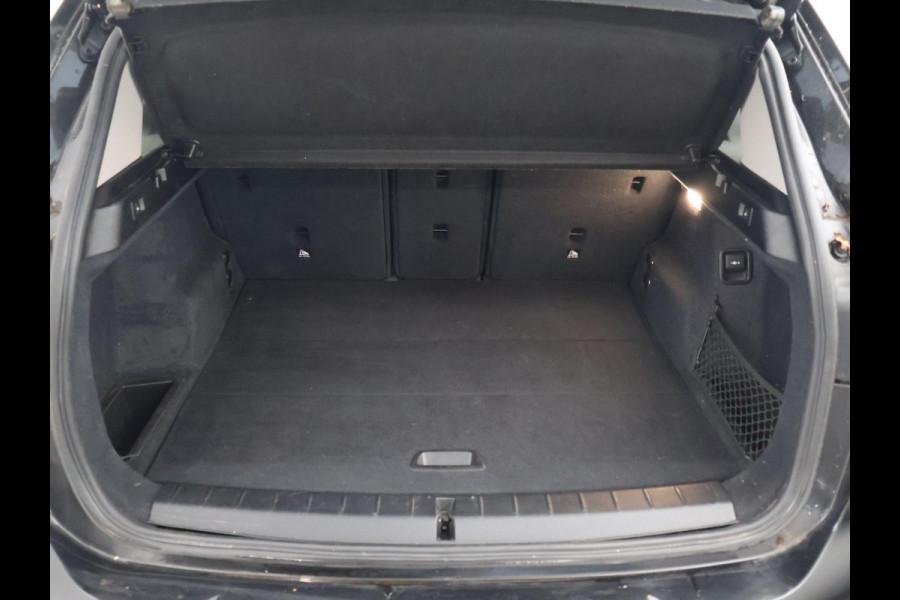 BMW X1 SDRIVE 18D AUT. + PANORAMA | HARMAN/KARDON | LEDER | STOELVERWARMING