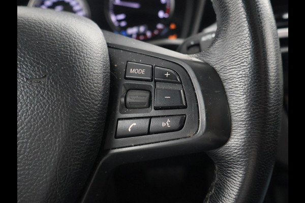 BMW X1 SDRIVE 18D AUT. + PANORAMA | HARMAN/KARDON | LEDER | STOELVERWARMING