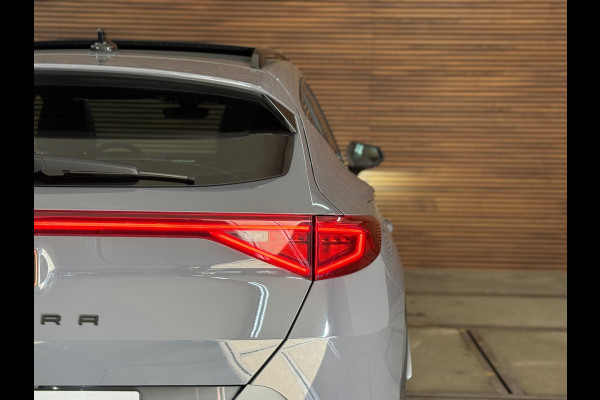 CUPRA Formentor 1.5 TSI Business Exclusive Paint | Pano | Winterpakket | Cruise adaptief | 19 Inch | Matrix Led | Virtual |