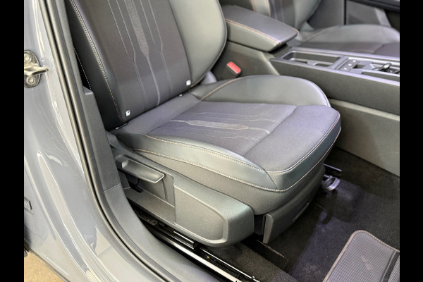 CUPRA Formentor 1.5 TSI Business Exclusive Paint | Pano | Winterpakket | Cruise adaptief | 19 Inch | Matrix Led | Virtual |
