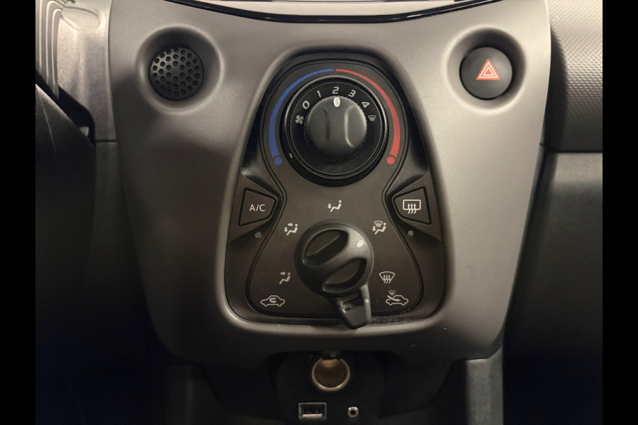 Peugeot 108 1.0 e-VTi Active*NAP*Camera*Carplay*Airco*Elektr.Ramen*