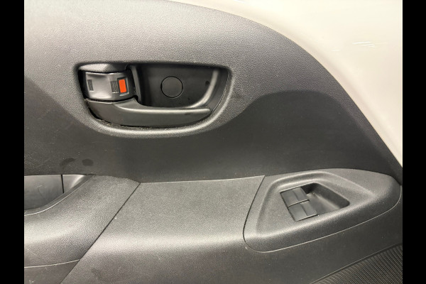 Peugeot 108 1.0 e-VTi Active*NAP*Camera*Carplay*Airco*Elektr.Ramen*