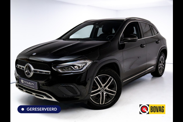 Mercedes-Benz GLA 250 e Business Progressive | Stoelverwarming | Camera | Cruise | Elektrische Achterklep | DAB Navigatie, PDC V+A, Inclusief Winterwielenset 18' Apple Carplay/Android Auto