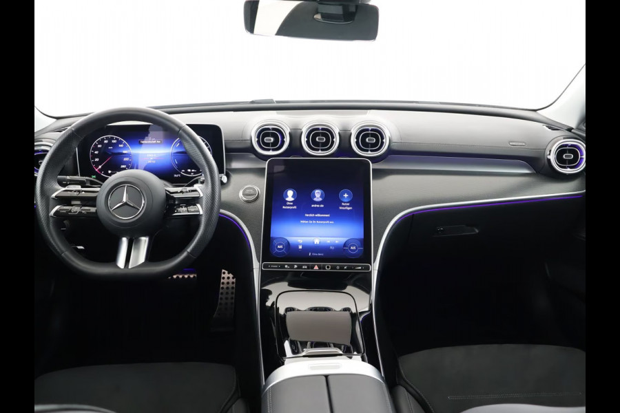 Mercedes-Benz C-Klasse 300e AMG ** HIGH LED, MBUX+, PANORAMA, NIGHT, MEMORY, KEYLESS ** Ex MB-AG, € 26.700,= onder NP ** ** INFORMEER OOK NAAR ONZE AANTREKKELIJKE FINANCIAL-LEASE TARIEVEN **