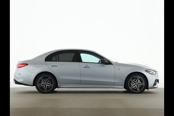 Mercedes-Benz C-Klasse 300e AMG ** HIGH LED, MBUX+, PANORAMA, NIGHT, MEMORY, KEYLESS ** Ex MB-AG, € 26.700,= onder NP ** ** INFORMEER OOK NAAR ONZE AANTREKKELIJKE FINANCIAL-LEASE TARIEVEN **