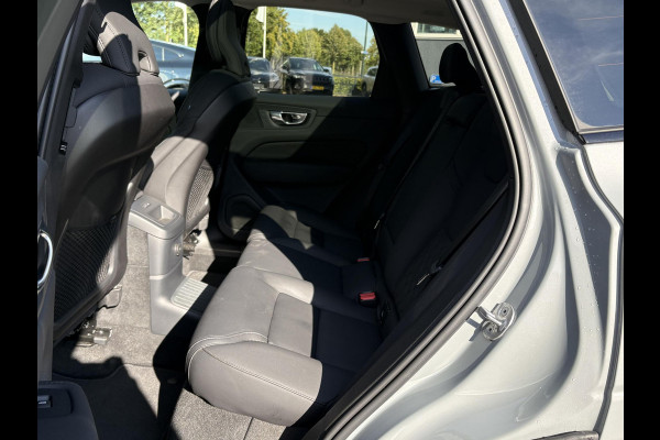Volvo XC60 2.0 T6 Plug-in hybrid AWD Plus Dark HEAD-UP DISPLAY | 2026!| HARMAN KARDON| PANO| MEMORY STOELEN| PILOT ASSIST| 360 CAMERA|
