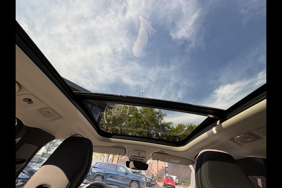 Volvo XC60 2.0 T6 Plug-in hybrid AWD Plus Dark HEAD-UP DISPLAY | 2026!| HARMAN KARDON| PANO| MEMORY STOELEN| PILOT ASSIST| 360 CAMERA|