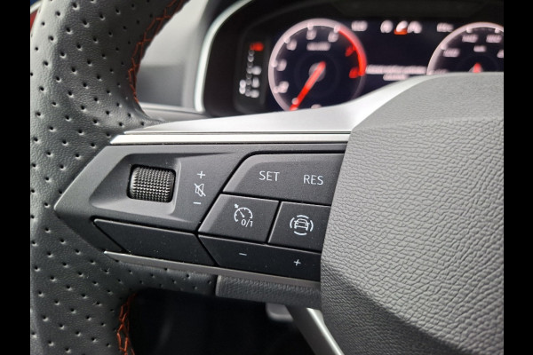 Seat Ibiza 1.0 TSI 115pk FR * Navigatie * Camera * Stoelverwarming * Virtual Cockpit *