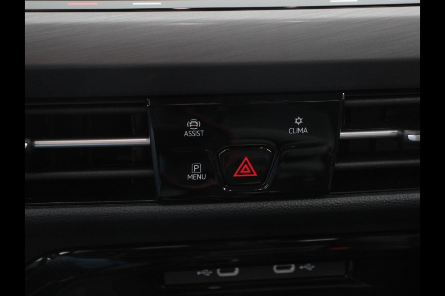 Volkswagen Golf 1.5 eTSI 150pk DSG Style Navigatie DAB Camera Lane Assist LED Adaptive Cruise Control Keyless Go Stoelverwarming Lichtmetalen Velgen