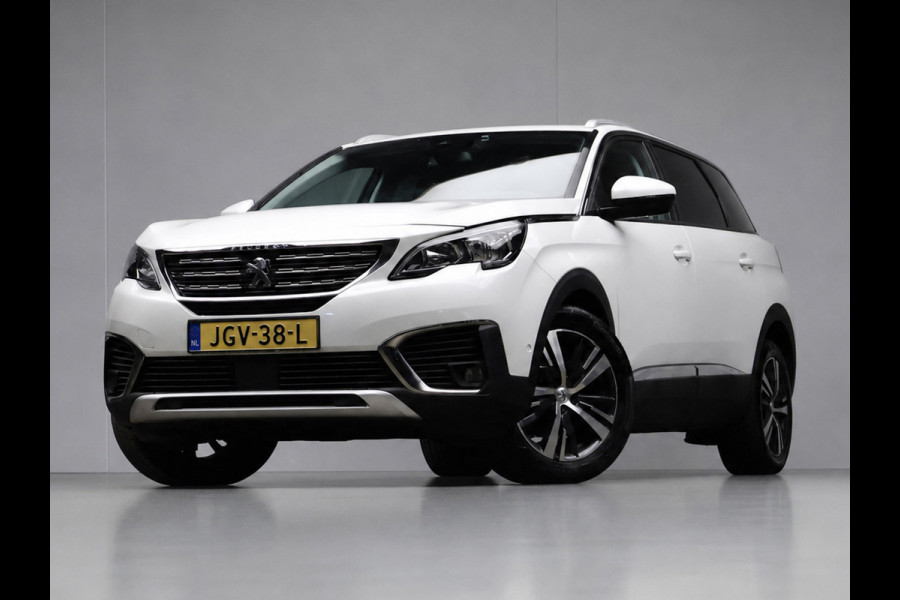 Peugeot 5008 1.2 PureTech Allure Sport (APPLE CARPLAY,NAVI,CAMERA,360 VIEW,CLIMATE,CRUISE,GETINT,LED,SPORTSTOELEN,LM VELGEN)