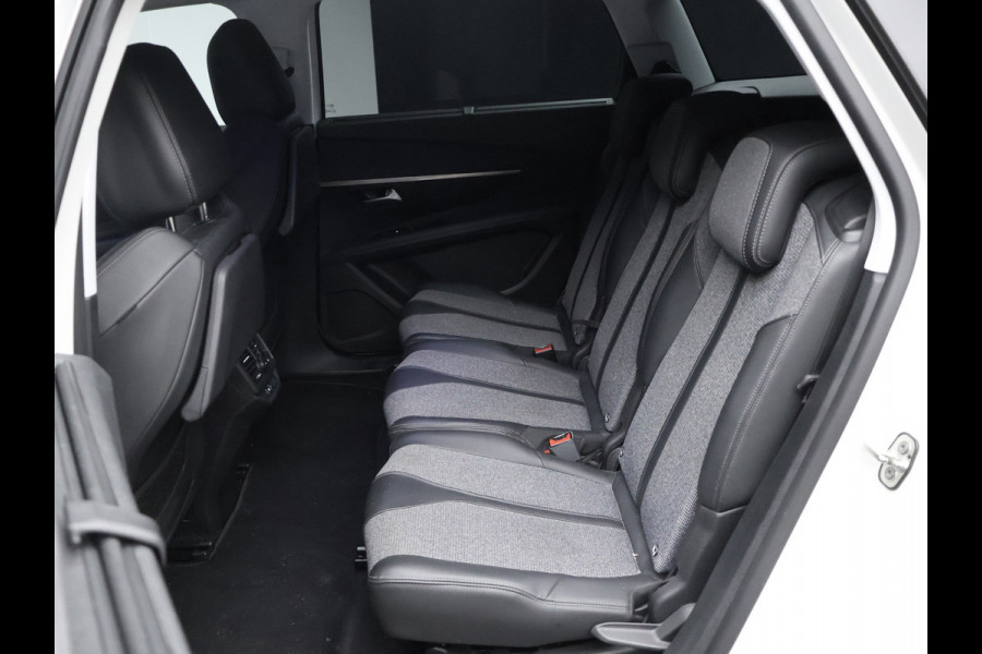 Peugeot 5008 1.2 PureTech Allure Sport (APPLE CARPLAY,NAVI,CAMERA,360 VIEW,CLIMATE,CRUISE,GETINT,LED,SPORTSTOELEN,LM VELGEN)