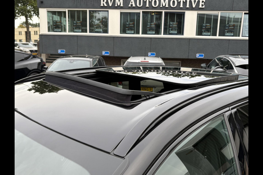 Volvo XC60 2.0 T8 Plug-in hybrid AWD Plus Black Edition VAN €52.900,- VOOR €49.877,- |  HARMAN KARDON| 360 CAMERA| PANO| MEMORY STOELEN| ACHTERBANK VERWARMD|