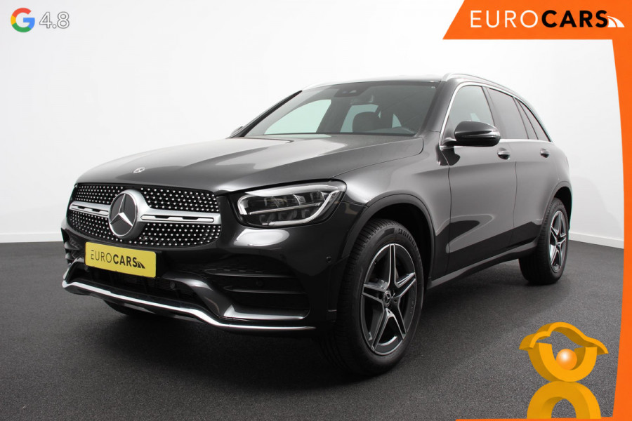 Mercedes-Benz GLC 300e 4MATIC AMG PHEV Navigatie Half leder Sportstoelen Camera Dab Led Elektrisch bedienbare achterklep 19"Lichtmetalen Velgen Extra getint glas