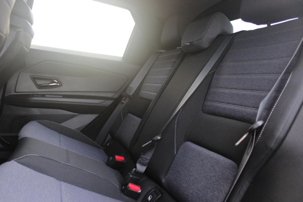 Renault 5 COMFORT RANGE TECHNO 150PK 52 kWh *NIEUWE AUTO!* | PACK WINTER TECHNO: (ELEKTRISCH VERWARMBARE VOORSTOELEN, ELEKTRISCH VERWARMBAAR STUURWIEL, BESTUUDERSSTOEL MET ELEKTRSCH VERSTELBARE LENDESTEUN, IN HOOGTE VERSTELBARE PASSAGIERSSTOEL) | LICHTMETALEN VELGEN 18" | ADAPTIVE CRUISE CONTROL | FULL LED KOPLAMPEN MET FRANSE VLAG | ELEKTRTISCH INKLABARE EN VERWARMBARE BUITENSPIEGELS | ACHTERUITRIJ CAMERA | SFEER VERLICHTING | GOOGLE MAPS NAVIGATIE | DRAADLOZE TELEFOONLADER | PRIVACY GLASS | 100KW SNELLAAD FUNCTIE | DRAADLOZE APPLE CARPLAY/ANDROID AUTO | DAB+ RADIO | SFEER VERL