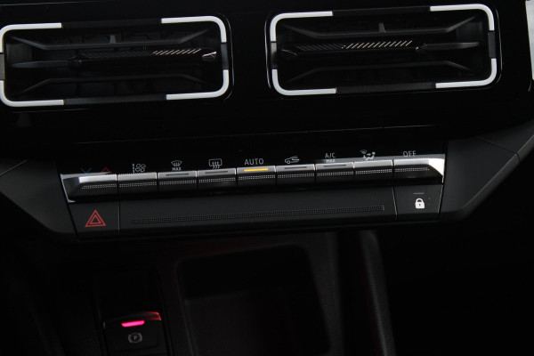 Renault 5 COMFORT RANGE TECHNO 150PK 52 kWh *NIEUWE AUTO!* | PACK WINTER TECHNO: (ELEKTRISCH VERWARMBARE VOORSTOELEN, ELEKTRISCH VERWARMBAAR STUURWIEL, BESTUUDERSSTOEL MET ELEKTRSCH VERSTELBARE LENDESTEUN, IN HOOGTE VERSTELBARE PASSAGIERSSTOEL) | LICHTMETALEN VELGEN 18" | ADAPTIVE CRUISE CONTROL | FULL LED KOPLAMPEN MET FRANSE VLAG | ELEKTRTISCH INKLABARE EN VERWARMBARE BUITENSPIEGELS | ACHTERUITRIJ CAMERA | SFEER VERLICHTING | GOOGLE MAPS NAVIGATIE | DRAADLOZE TELEFOONLADER | PRIVACY GLASS | 100KW SNELLAAD FUNCTIE | DRAADLOZE APPLE CARPLAY/ANDROID AUTO | DAB+ RADIO | SFEER VERL