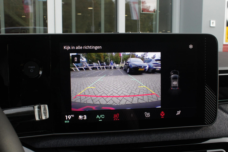 Renault 5 COMFORT RANGE TECHNO 150PK 52 kWh *NIEUWE AUTO!* | PACK WINTER TECHNO: (ELEKTRISCH VERWARMBARE VOORSTOELEN, ELEKTRISCH VERWARMBAAR STUURWIEL, BESTUUDERSSTOEL MET ELEKTRSCH VERSTELBARE LENDESTEUN, IN HOOGTE VERSTELBARE PASSAGIERSSTOEL) | LICHTMETALEN VELGEN 18" | ADAPTIVE CRUISE CONTROL | FULL LED KOPLAMPEN MET FRANSE VLAG | ELEKTRTISCH INKLABARE EN VERWARMBARE BUITENSPIEGELS | ACHTERUITRIJ CAMERA | SFEER VERLICHTING | GOOGLE MAPS NAVIGATIE | DRAADLOZE TELEFOONLADER | PRIVACY GLASS | 100KW SNELLAAD FUNCTIE | DRAADLOZE APPLE CARPLAY/ANDROID AUTO | DAB+ RADIO | SFEER VERL