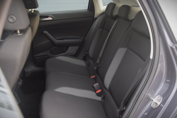 Volkswagen Polo 1.0 TSI Life STUURHULP/DRAADLOZE LADER/VERKEERSBORD DETECTIE