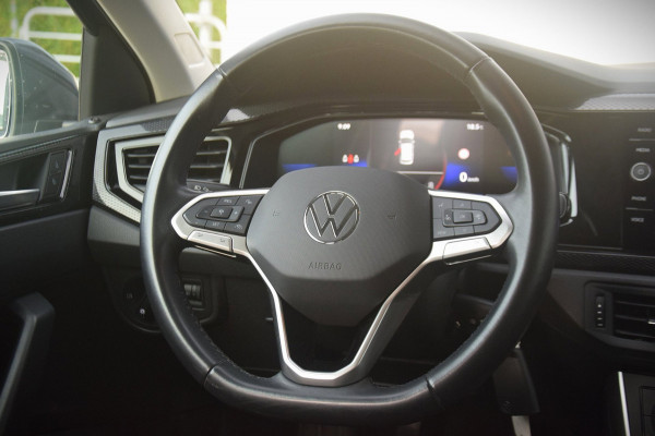 Volkswagen Polo 1.0 TSI Life STUURHULP/DRAADLOZE LADER/VERKEERSBORD DETECTIE