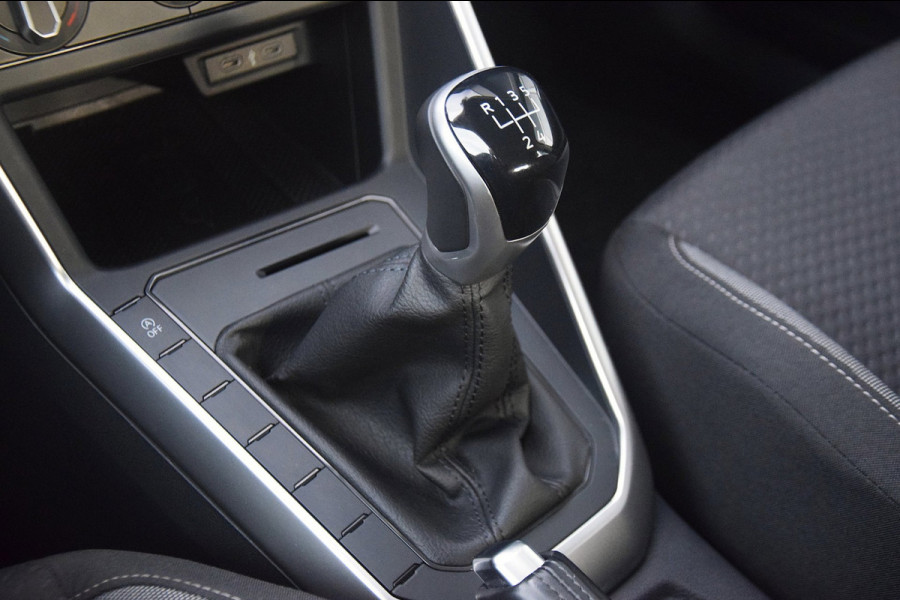 Volkswagen Polo 1.0 TSI Life STUURHULP/DRAADLOZE LADER/VERKEERSBORD DETECTIE