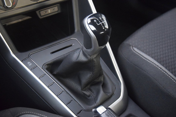 Volkswagen Polo 1.0 TSI Life STUURHULP/DRAADLOZE LADER/VERKEERSBORD DETECTIE