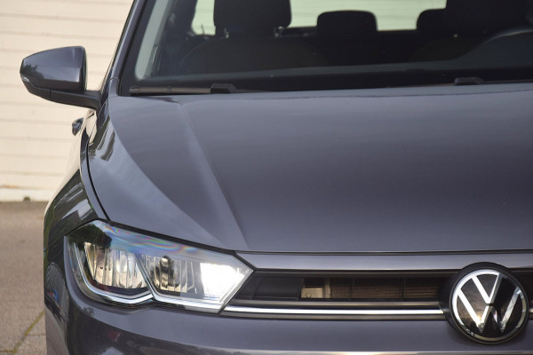 Volkswagen Polo 1.0 TSI Life STUURHULP/DRAADLOZE LADER/VERKEERSBORD DETECTIE