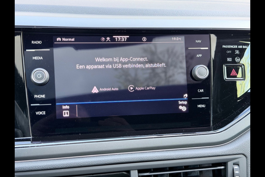 Volkswagen Taigo 1.5 TSI R-Line Pano/Keyless/Camera