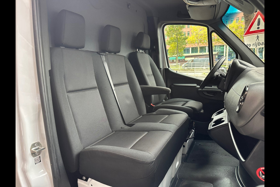Mercedes-Benz Sprinter 317 1.9 CDI L2H2 Automaat Navi Camera Carplay