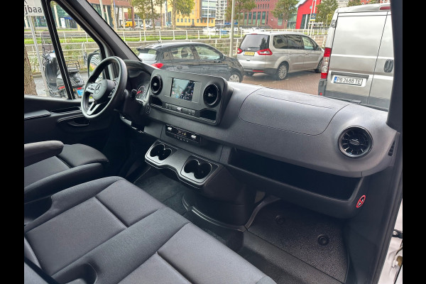 Mercedes-Benz Sprinter 317 1.9 CDI L2H2 Automaat Navi Camera Carplay