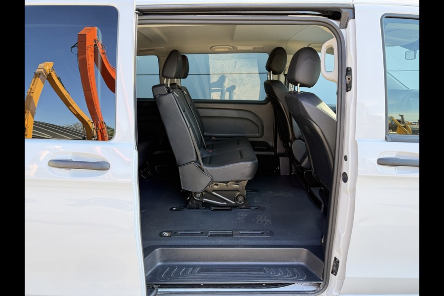 Mercedes-Benz eVito Tourer 129 90kWh 204PK Personenvervoer L2 370km WLTP 92.2% (SOH) 7 Stoelen Elektrische Schuifdeur LED Lichtmetalen velgen 17inch Snelladen Climate Control Cruise Control